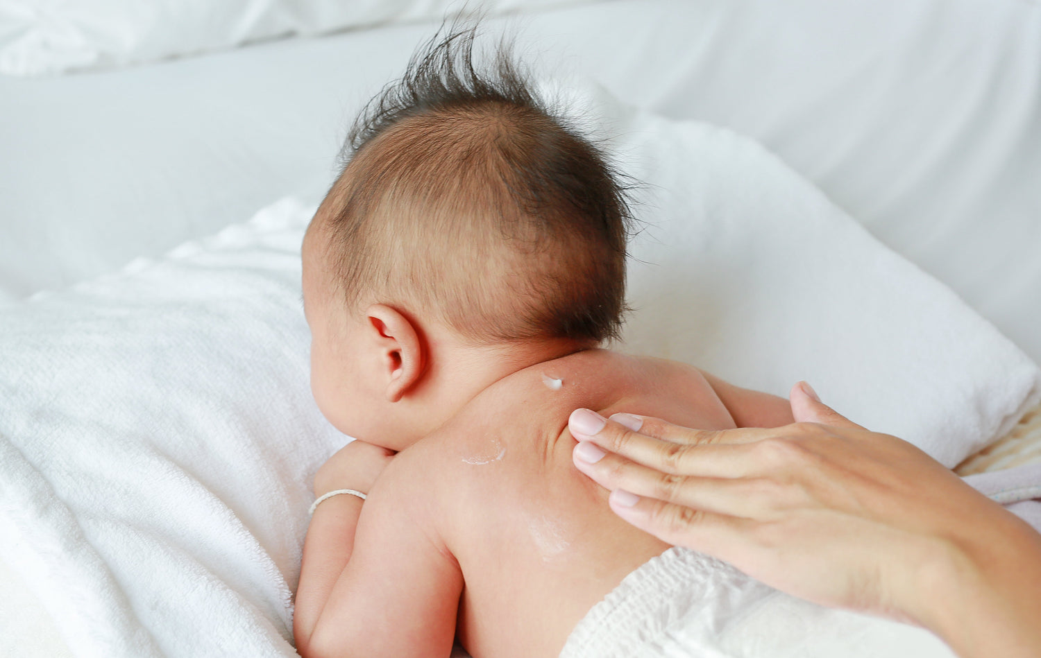 How to Massage Your Baby: Step-by-Step Guide ?